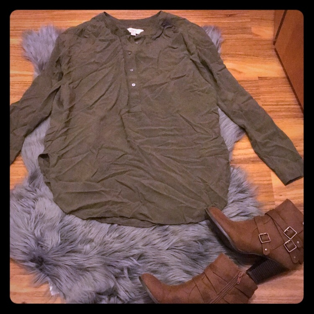 Army green Loft tunic blouse